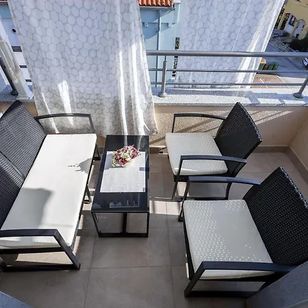 Hera With Balcony And Free Parking Appartement *