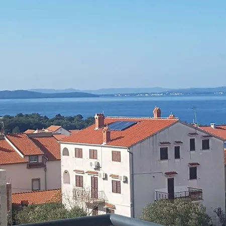 Appartement Hera With Balcony And Free Parking *