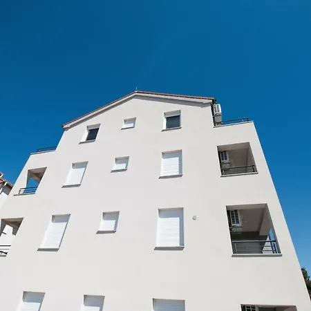 Apartment Hera With Balcony And Free Parking Zadar