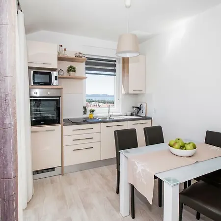 Appartement Hera With Balcony And Free Parking Zadar