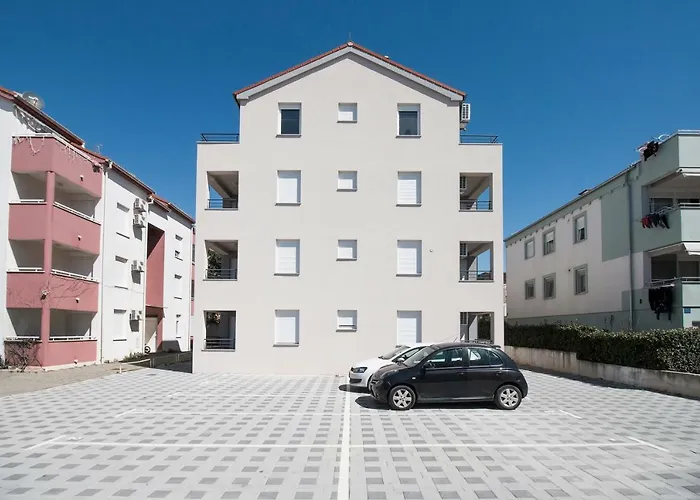 Hera With Balcony And Free Parking Appartement